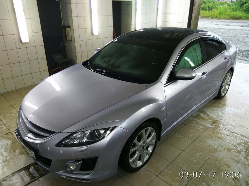 Mazda 6 GH серая с черной крышей