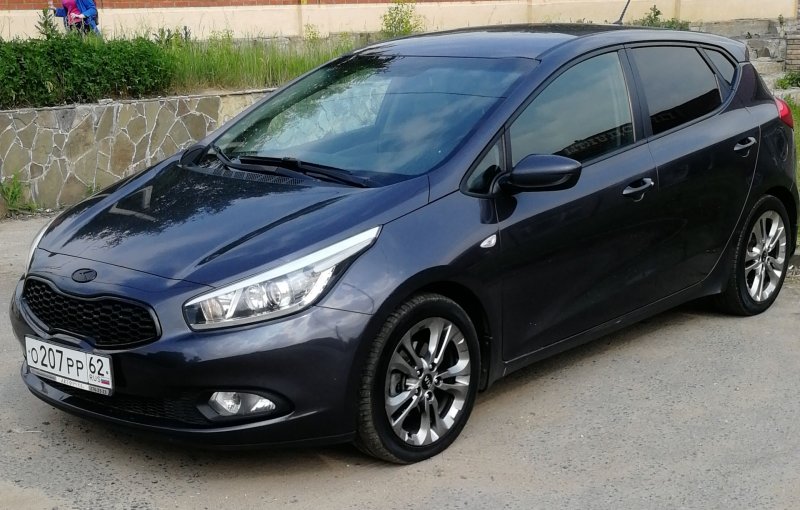 Kia Ceed 2013 черный
