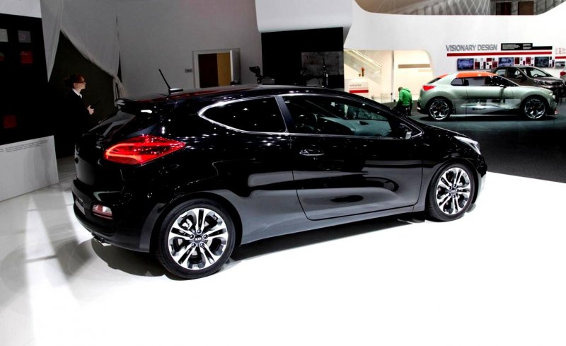 Kia Ceed 2017 универсал черный