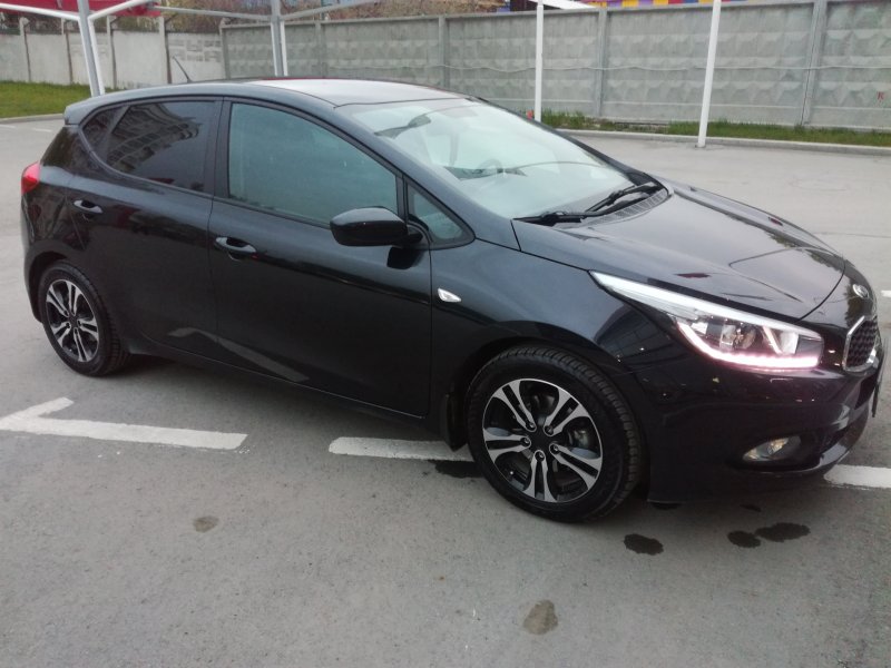 Киа СИД 2013 черный