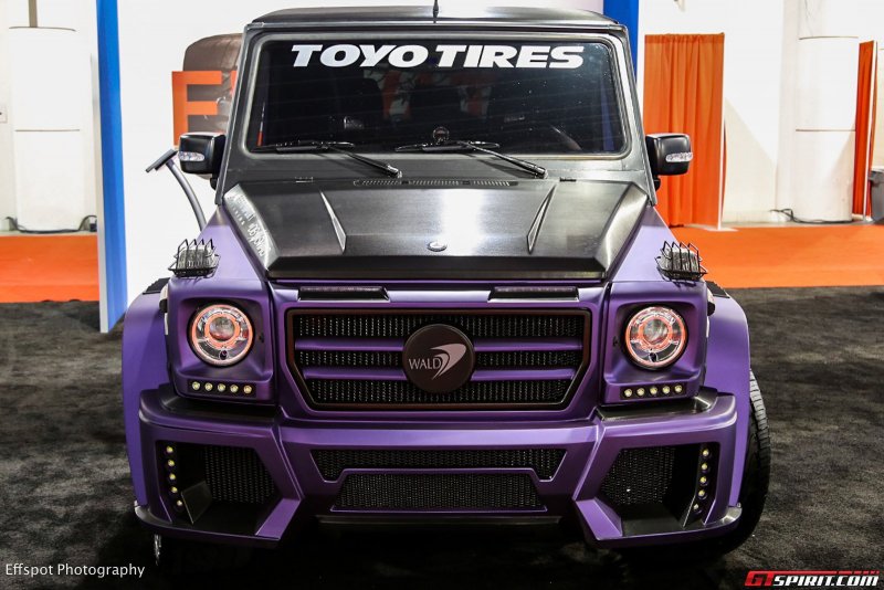 Mercedes Benz AMG Brabus пурпурный