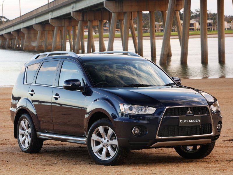 Mitsubishi Outlander 2010