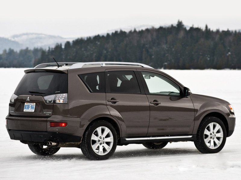 Mitsubishi Outlander XL