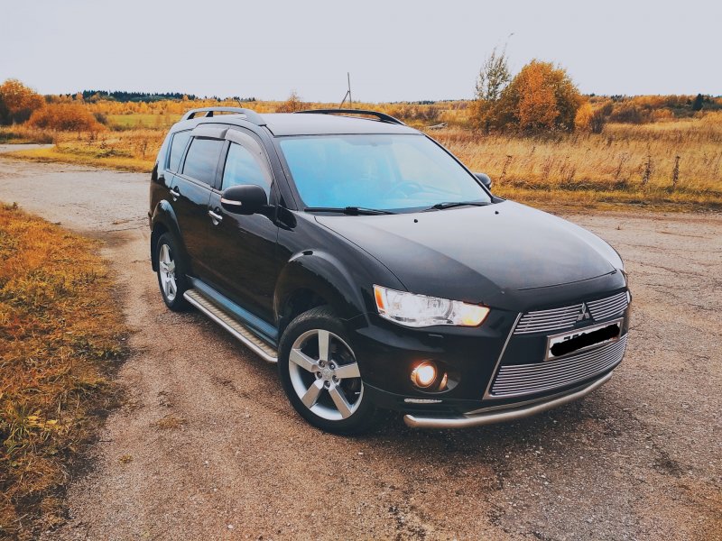 Mitsubishi Outlander 2 XL