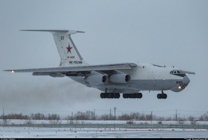 Ил-18 спецборт