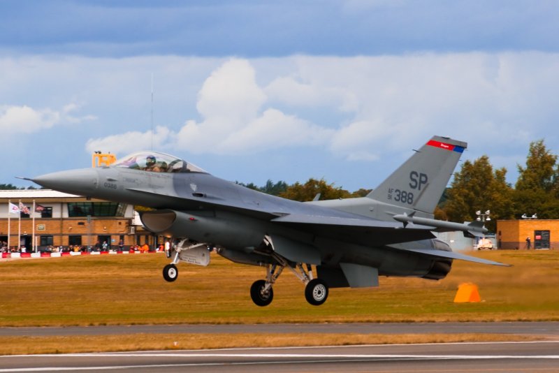 Самолет f-15e Strike Eagle e39