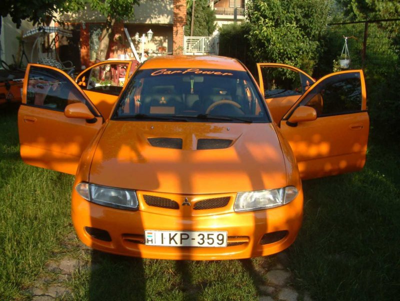 Mitsubishi Carisma 2003 тюнинг