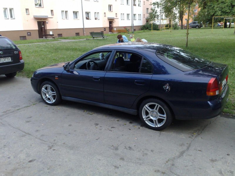 Митсубиси Каризма седан диски r16