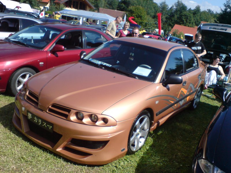 Mitsubishi Carisma 1997 обвес