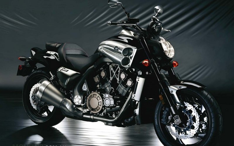 Honda v Max 1200