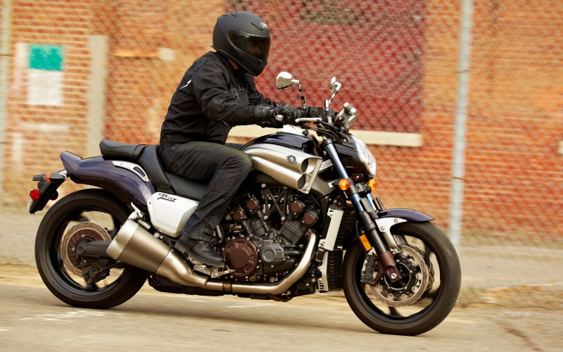 Yamaha v-Max 2013