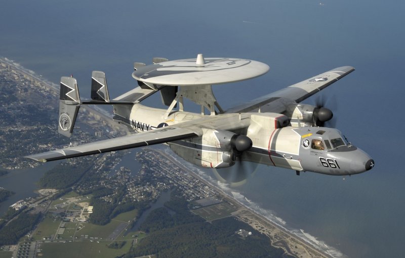 Самолеты e-2c Hawkeye