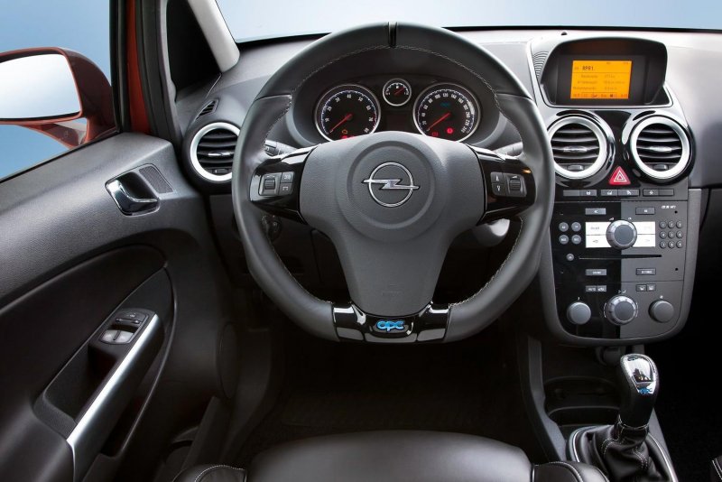 Opel Corsa 2008 салон