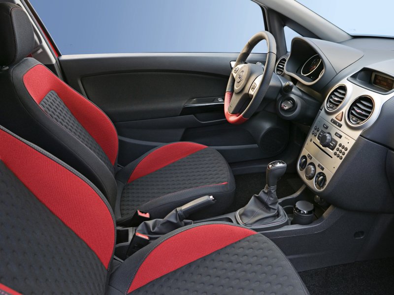 Opel Corsa 2008 салон