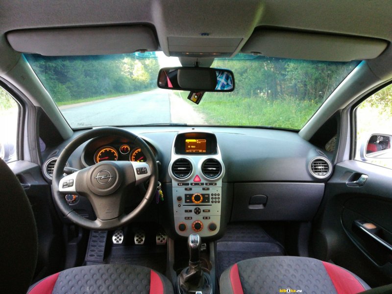 Opel Corsa 2008 салон