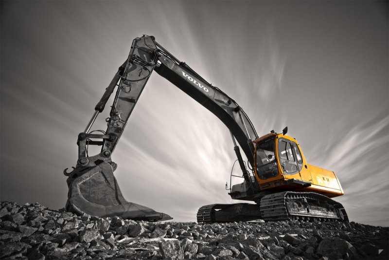 Гусеничный экскаватор Hyundai r210nlc 7a