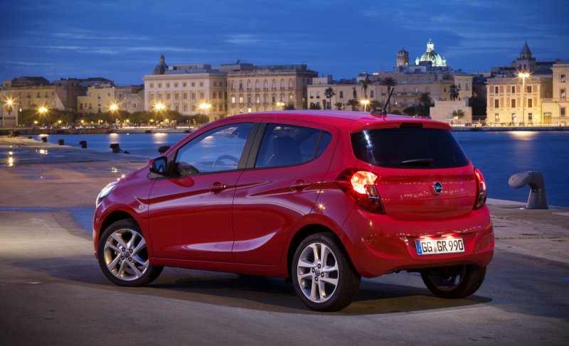 Opel маленький хэтчбек