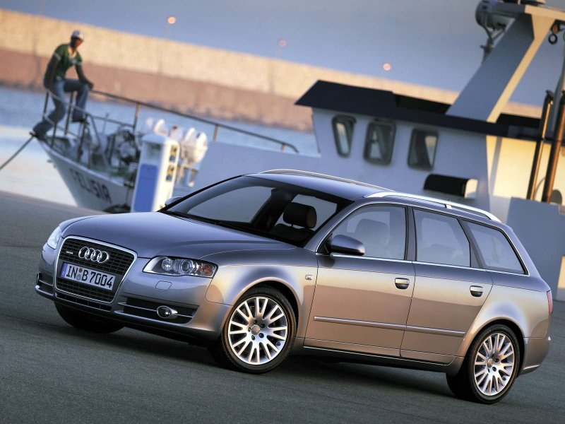 Audi a4 avant универсал