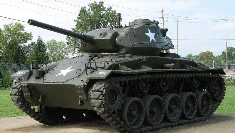 Легкий танк m24 Chaffee