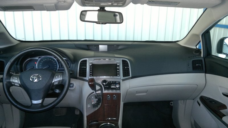 Toyota Venza 2011 салон