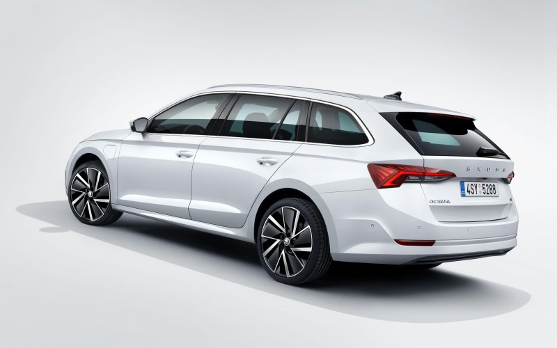 Skoda Octavia Combi 2021