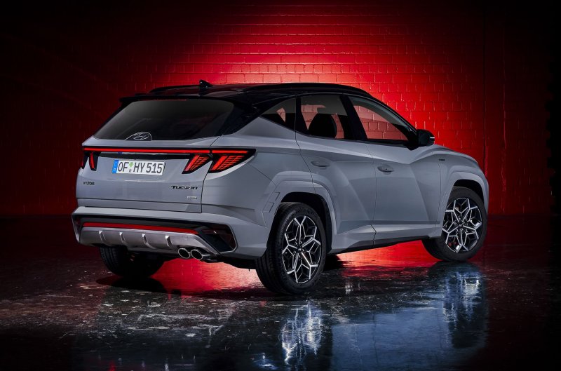 Hyundai Santa Fe 2019 оранжевый