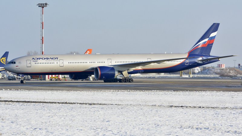 Боинг 767 300er Азур Эйр