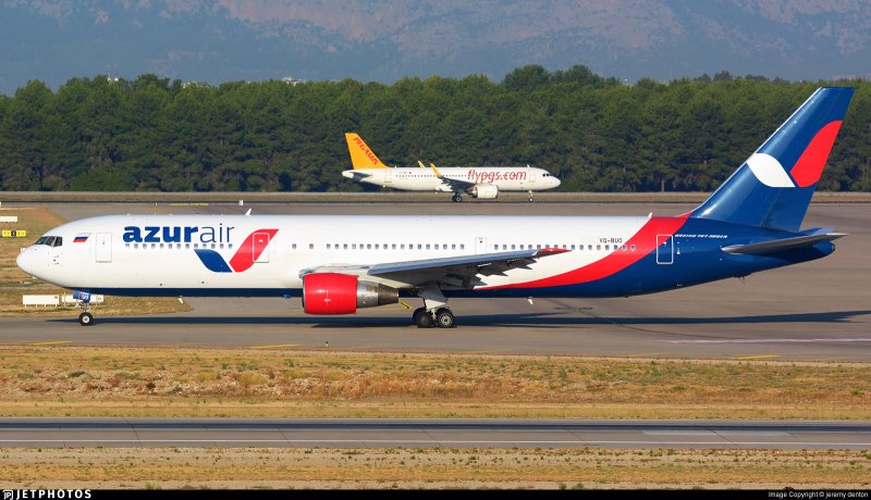 Боинг 767-300 Azur Air