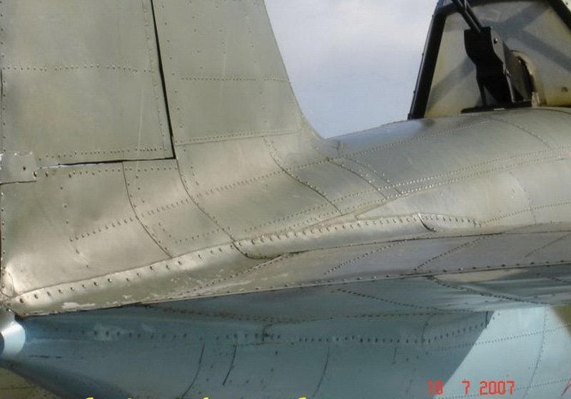 Обтекатель шасси по-2