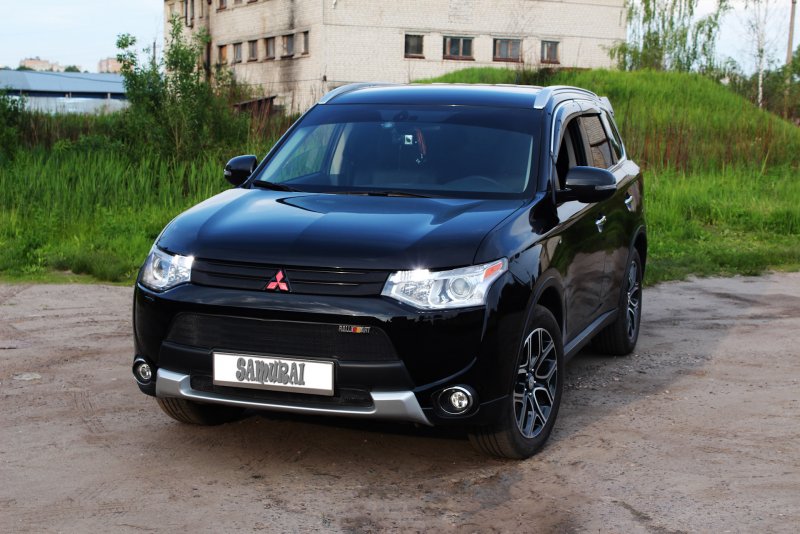 Mitsubishi Outlander Samurai