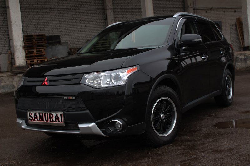 Mitsubishi Outlander Samurai 2013
