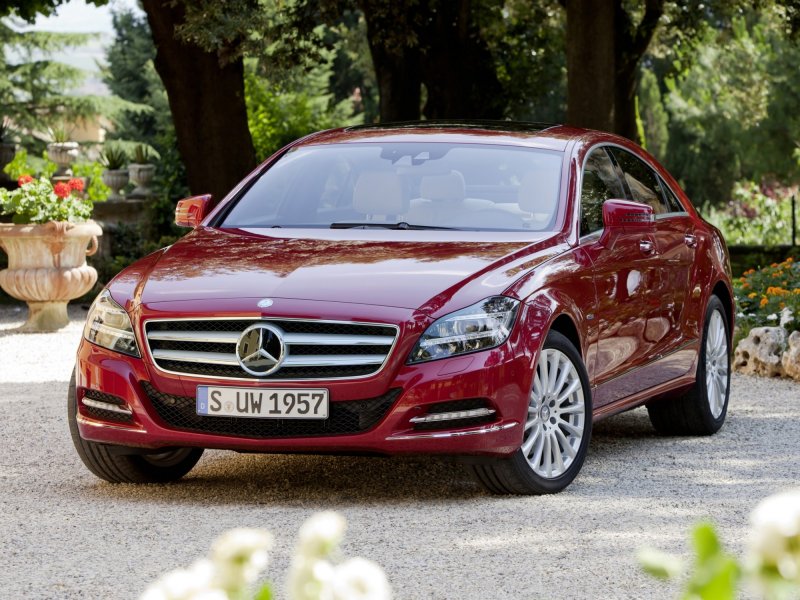 Автомобиль Mercedes-Benz c218
