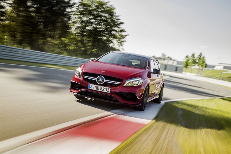 Mercedes-Benz a45 AMG 4matic