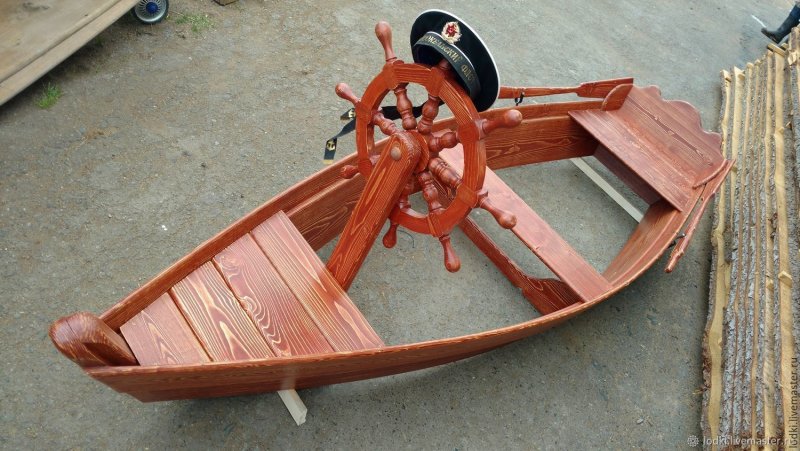 Лодка деревянная детская