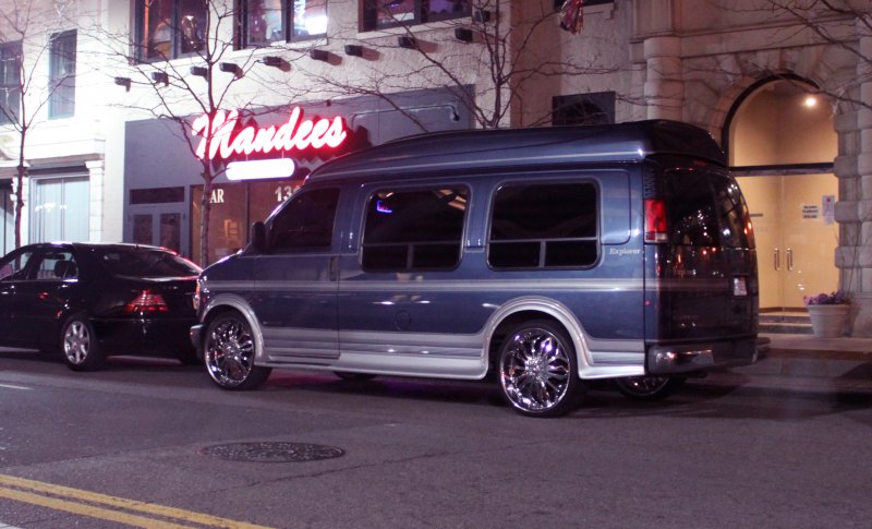 Chevrolet Express 2020 Tuning Black