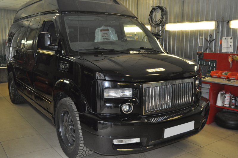 Chevrolet Express Depp Rolls Royce