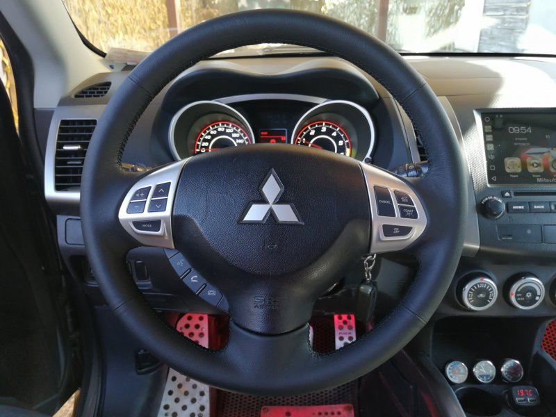 Mitsubishi Airtrek 2002 левый руль