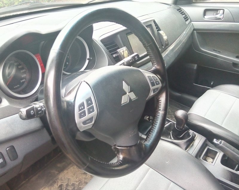 Руль Mitsubishi Airtrek
