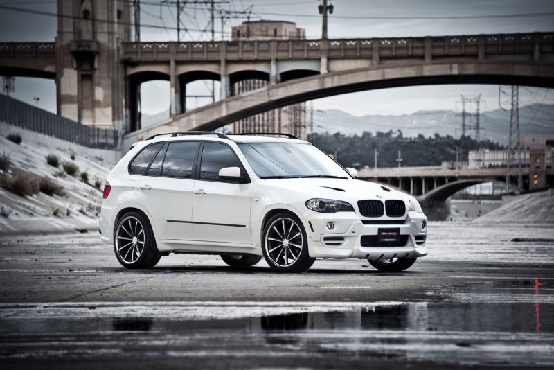 БМВ x5 белая