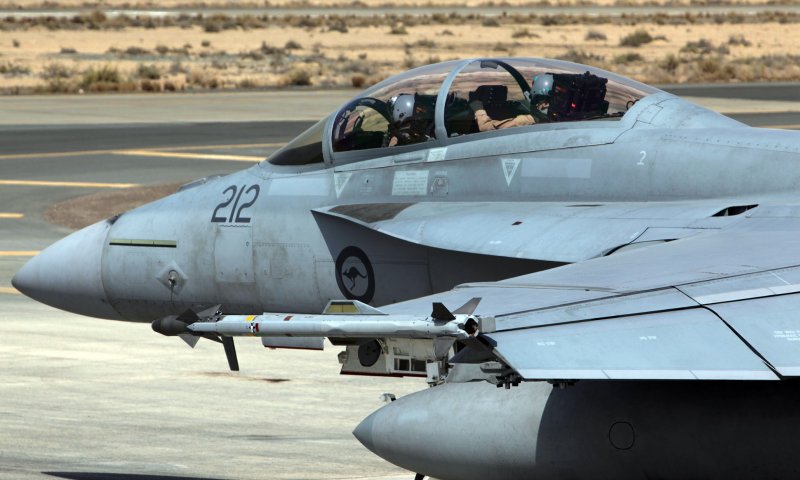 Самолет f/a-18e super Hornet