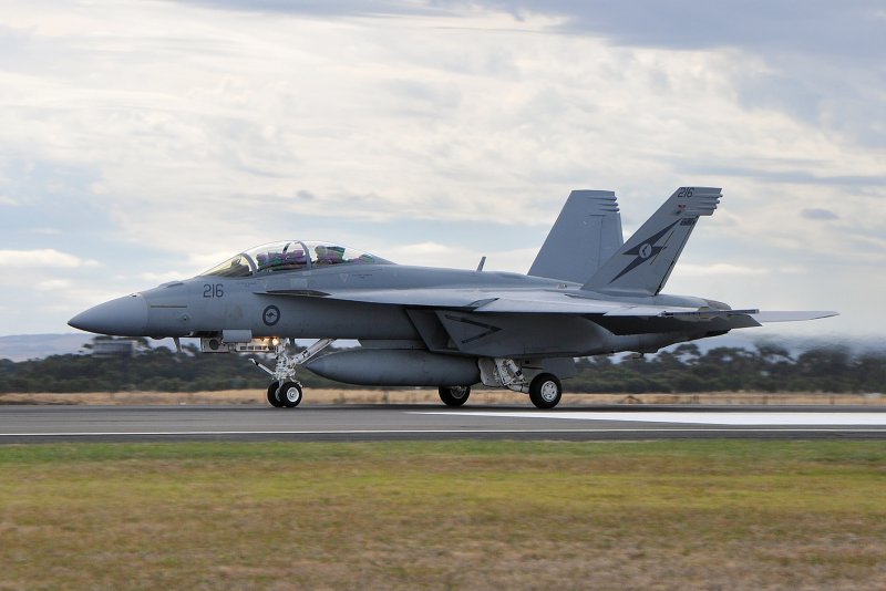 F16 super Hornet