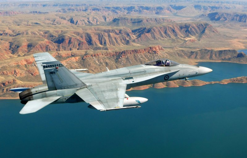 Самолет f 18 super Hornet