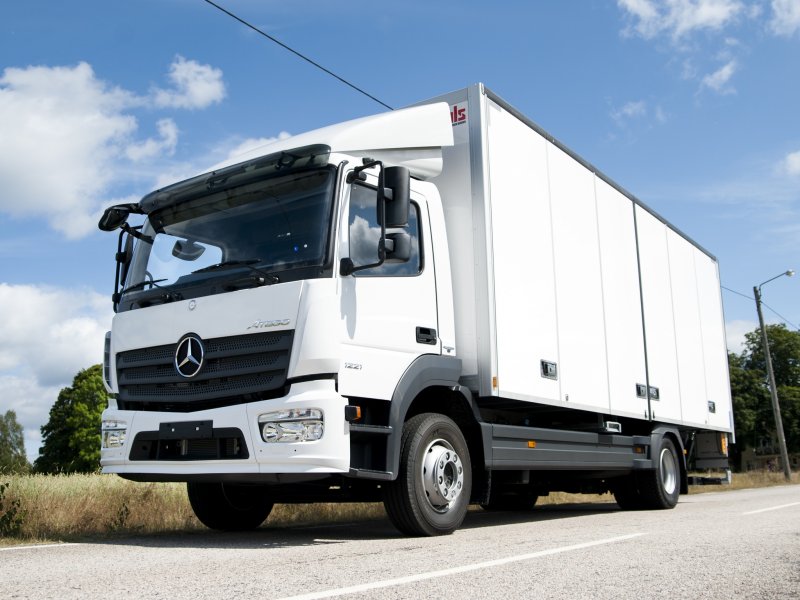 Mercedes-Benz Urban ETRUCK