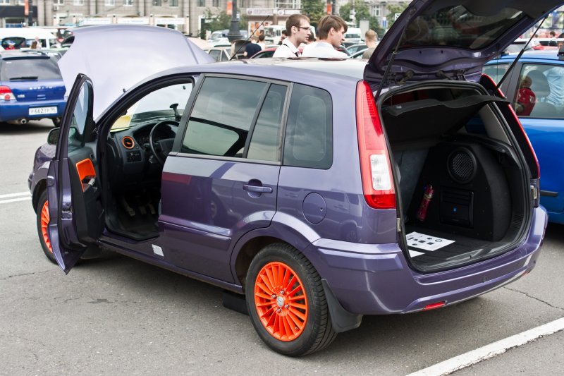 Ford Fusion 2007 stance