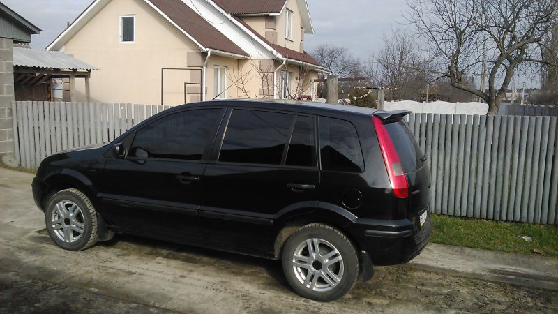 Ford Fusion 2007 черный тонированный на литье