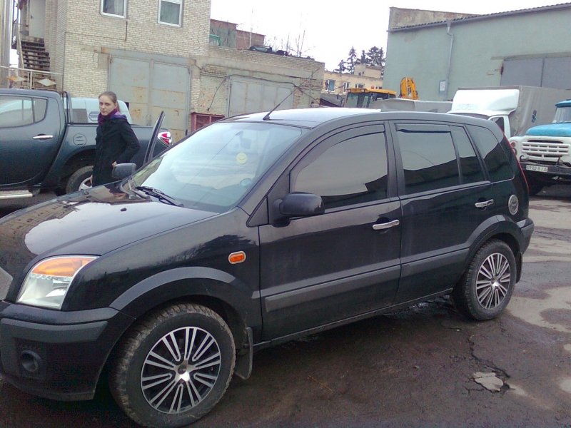 Ford Fusion 2008 r17