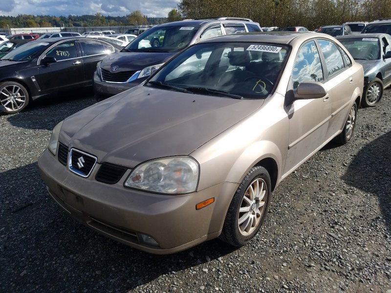 Suzuki forenza седан