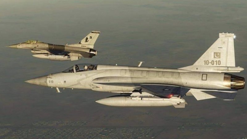 B17 бомбардировщик