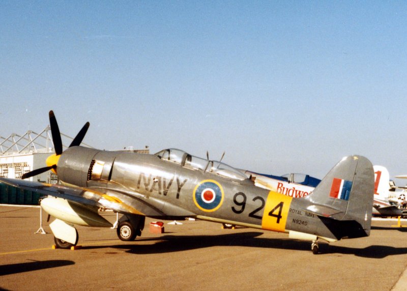 Hawker Sea Fury RCN WG 565
