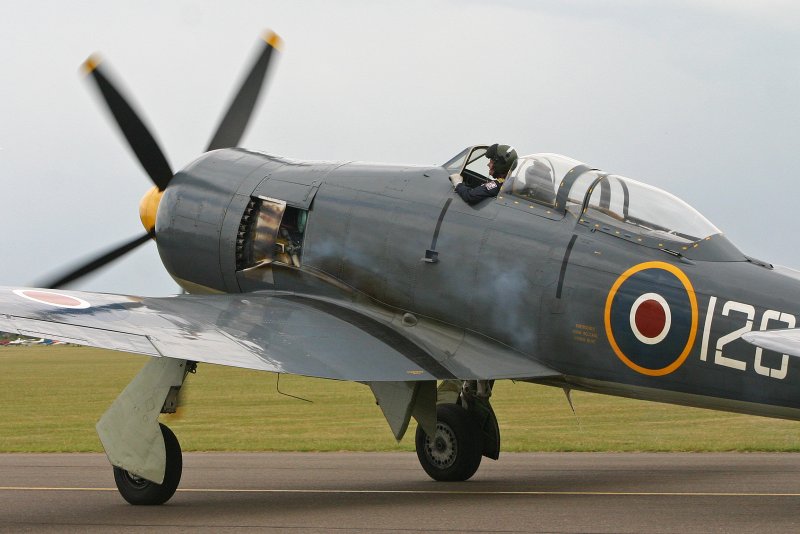 Hawker Sea Fury fb.11
